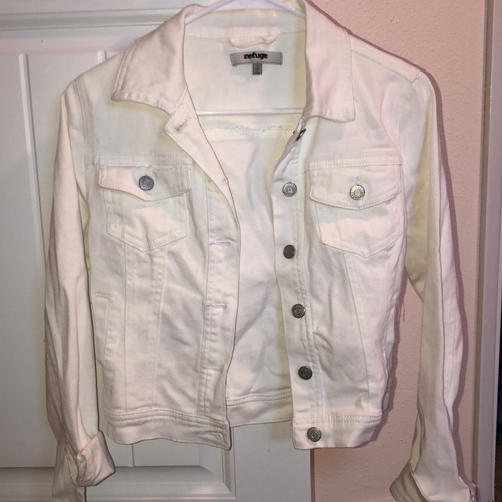 White jean jacket - Picture 2 of 3